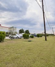 Nearest Intersection and/or Pylon Signage