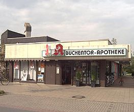 Aussenansicht der Buchentor-Apotheke