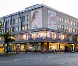 GALERIA Berlin Hermannplatz Bild 1