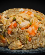 VARSOL SUSHI BAR image 13