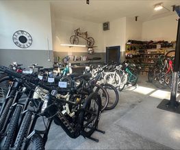 Bikeria, Crastan Gian Duri Bild 2