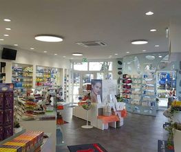 Apotheke im Village Bild 1