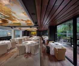 Moments restaurant