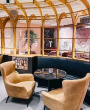 Junge Die Bäckerei. Bild 4