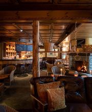 Bar, Wine, Cocktails, Fire place