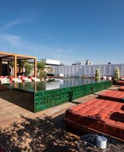 5 stars hotel madrid