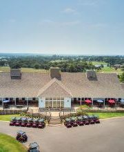 Golf clubhouse in Winter Creek