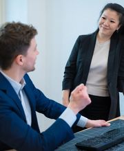 Rechtsanwalt Tino Sieland und Anh Ngoc Tran - Anwalt für Arbeitsrecht in Berlin.jpg