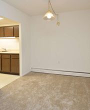 Lake Club Apartments image 8