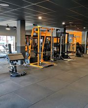 Basic-Fit Haarlem Bernadottelaan - free weight zone