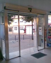 145835-obermatic-puertas-rapidas-de-cristal-6.jpg