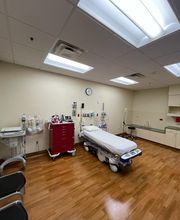 RapidCare Emergency Room and Urgent ER Care - Airport San Antonio image 8