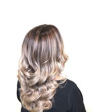 Lilian Hair Salon Bild 37