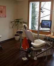 Zahnarztpraxis Mark Huster Bild 1