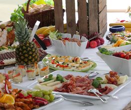 Buffet - Ripka Catering & Event-Location