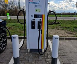 Shell Recharge Charging Station Bild 4