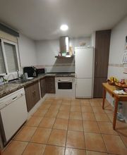 2ef4d20d-3644-4270-bc59-0c4594510230.jpg