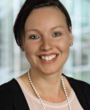 ERGO Versicherung Annett Raub Bild 1