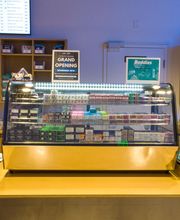 Catalyst Cannabis Dispensary Oxnard image 15