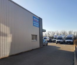 Rent A Car image 4