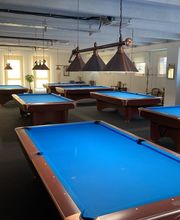 Everlong Pool Billards & More - Sala biliardi Bild 4