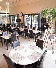 Cit'hotel Les Eleis image 5