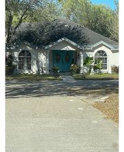Manon Gilbert Realtor image 3