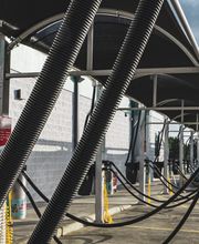 Suds Deluxe Car Wash image 9