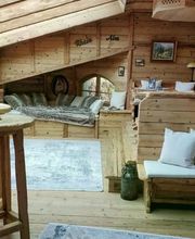 Münz-Massiv-Möbel Bild 7