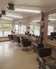 Bettina Schuhmann, Bettina's Haarstudio Bild 1