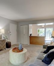Oaks at Oxon Hill Apartments image 10