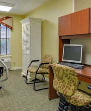Auburn Creek Senior Living image 17
