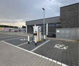 Shell Recharge Charging Station Bild 1