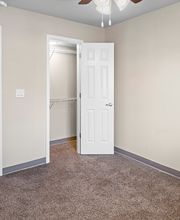 Franklin Cove Apartments image 6