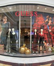 GUESS imagen 1