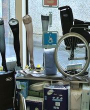 Pharmacie De Tremblay Le Vicomte image 3