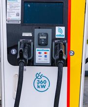 Shell Recharge Charging Station Bild 7