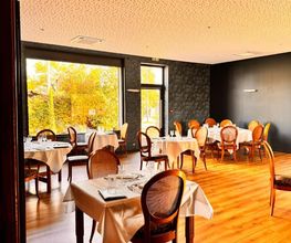 RESTAURANT LA BOULE D'OR image 2