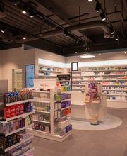 innenraum-amavita-apotheke-köniz.