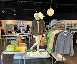 Overall View - In-Store