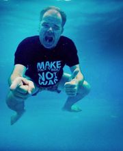 MAKE ROCK´N´ROLL NOT WAR Bild 18