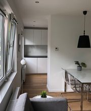 Sanierung einer 2-Zimmer Wohnung in Stuttgart mit Blick auf die Küchenzeile