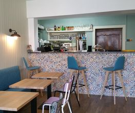 Café de L'Escale image 8