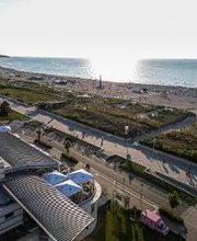 Kurhaus Warnemünde Bild 1