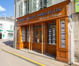 Cabinet Hulot Immobilier image 6