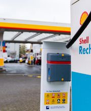 Shell Recharge Charging Station Bild 1