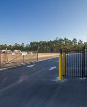 Pinnacle Storage image 4