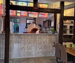 Pizza Napoli Bild 2