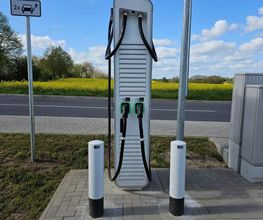 Shell Recharge Charging Station Bild 2