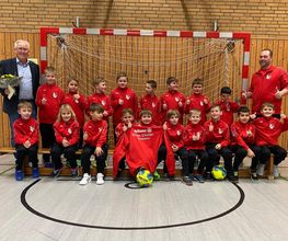 Bild - Allianz Erwin Ehmen - Sponsoring Trainingsanzüge F-Jugend3.jpeg
